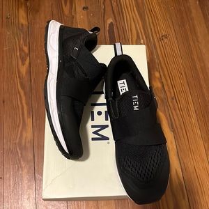 TIEM SLIPSTREAM SPD CLEATS INCLUDED